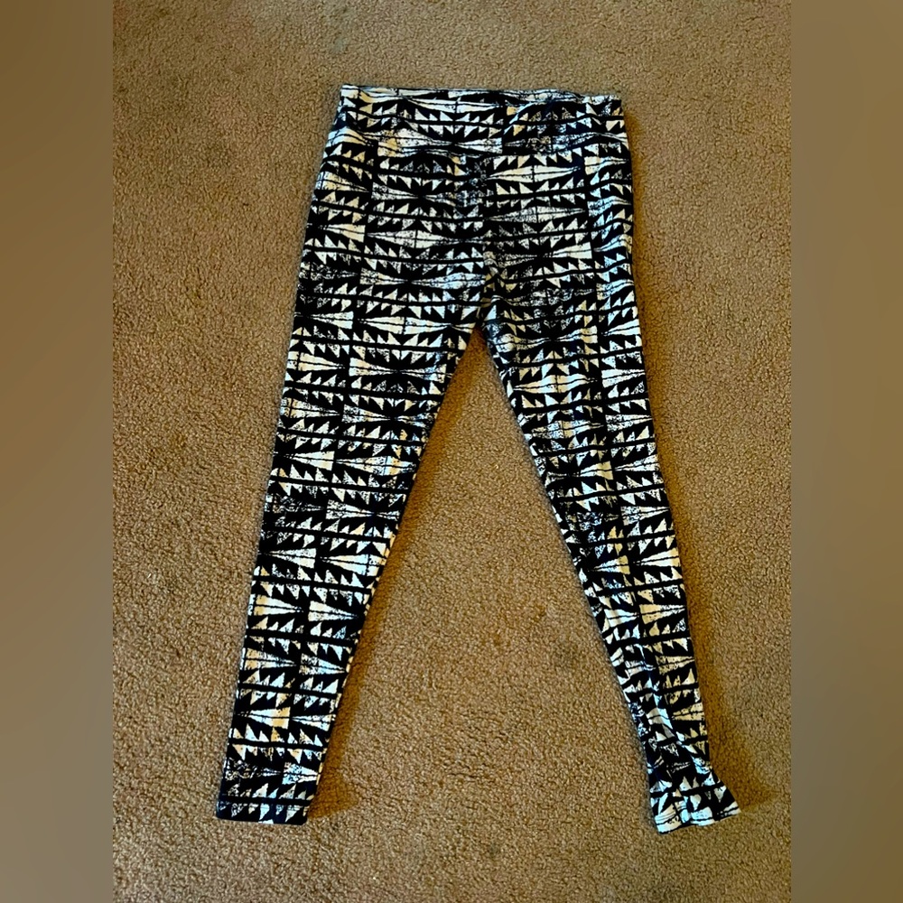 Lularoe Tall and Curvy Leggings